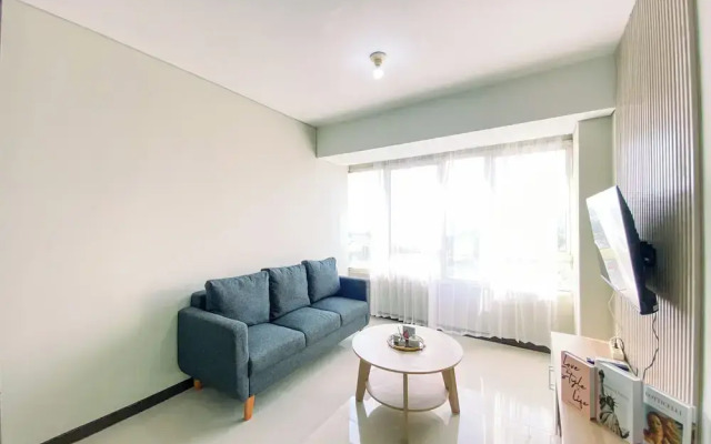 Good Designed and Homey 3BR Nifarro Park Apartment