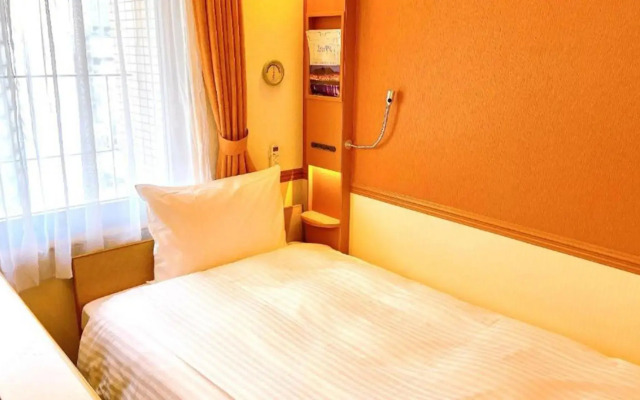 Toyoko Inn Osaka Umeda Nakatsu No.1