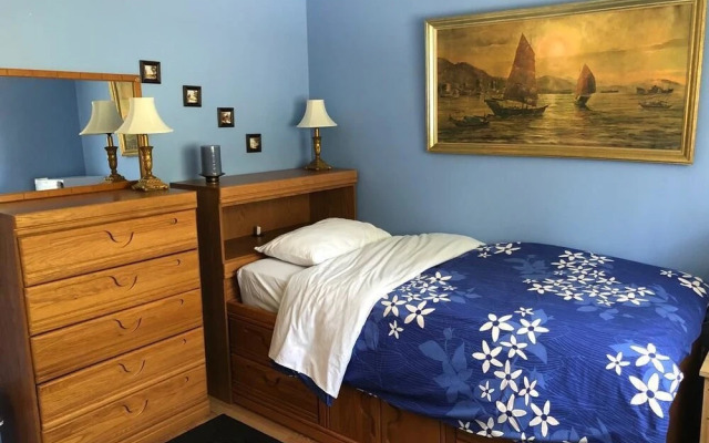 Honeysuckle House