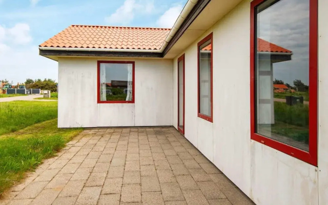 Lovely Holiday Home in Jutland with Hot Tub