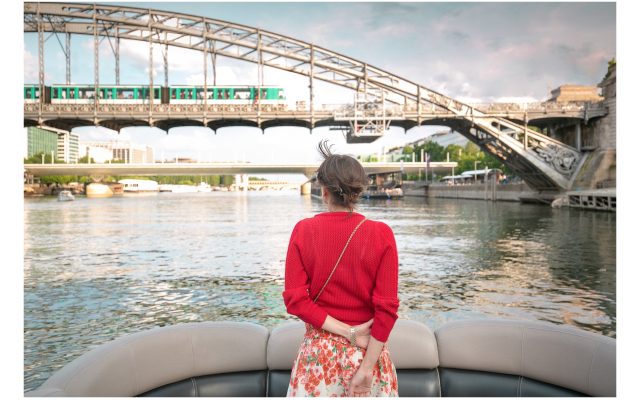 Off Paris Seine