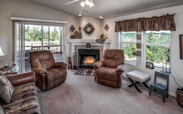 Mountain Top Ranch - Three Bedroom House