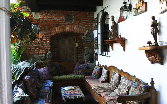 La Villa Serena Bed & Breakfast