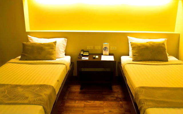 Asiatel Hotel, Sta. Rosa, Laguna