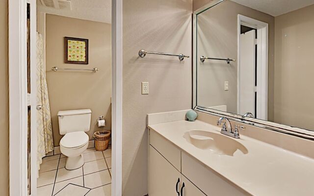 Navarre Towers by SVR