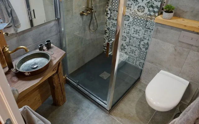 Chalet La Tuviere Bike Inn