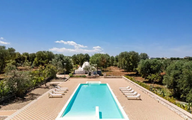 1963 Villa Ajeni by Perle di Puglia
