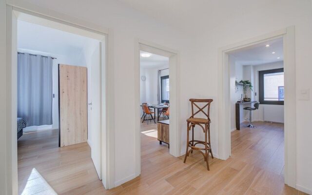 Boutique Apartment 12