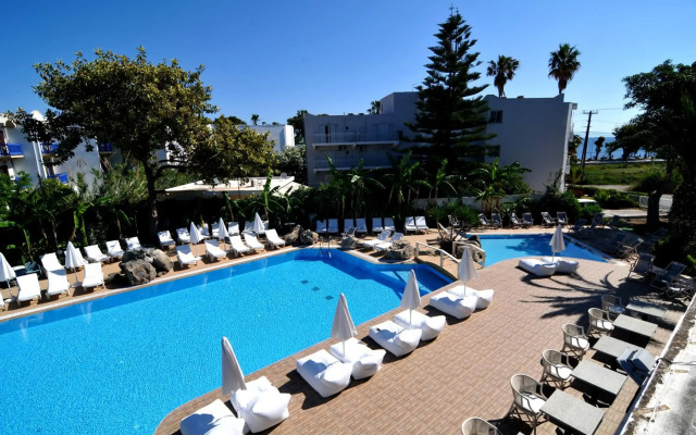 Palm Beach Hotel - Adults only