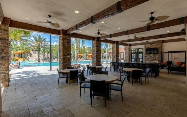 Solterra - 6 Bedrooms House w-pool-7043SR 6 Home by RedAwning