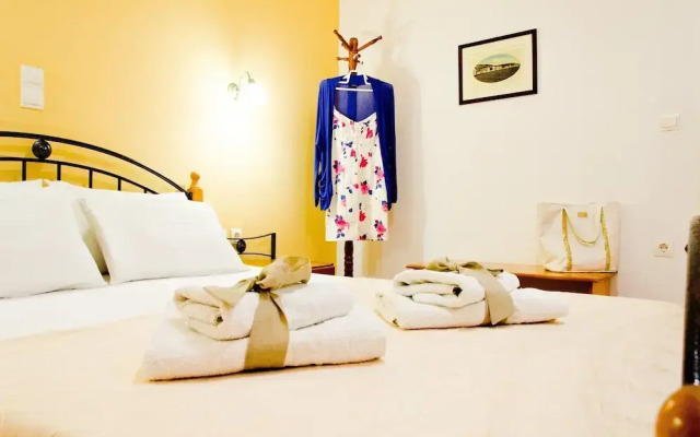 Remezzo Apartments & Studios