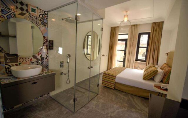 Lovely Garden Flat with Patio near Hadrian&apos;s Gate