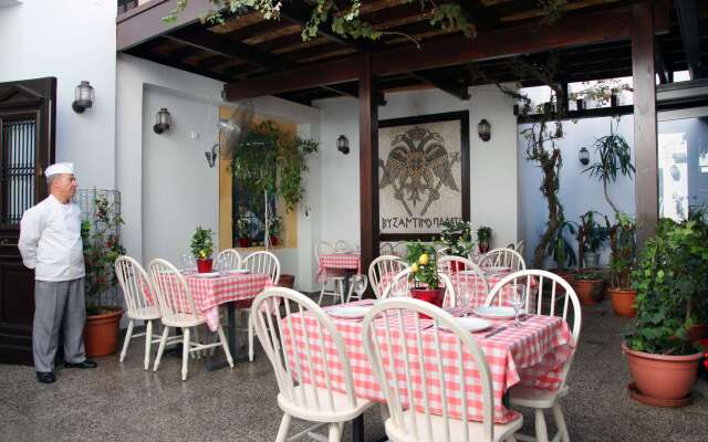 Centrum Hotel