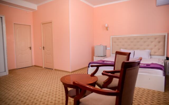 Отель Sultan Jalal-Abad