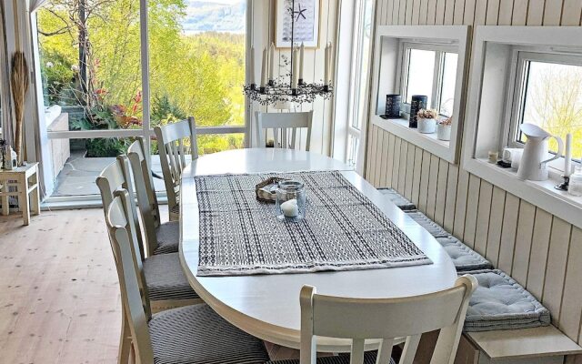 7 Person Holiday Home in Jelsa