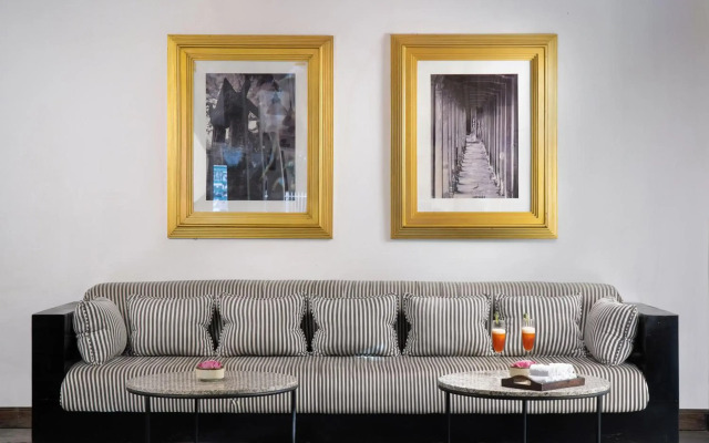 Salasara Hotel