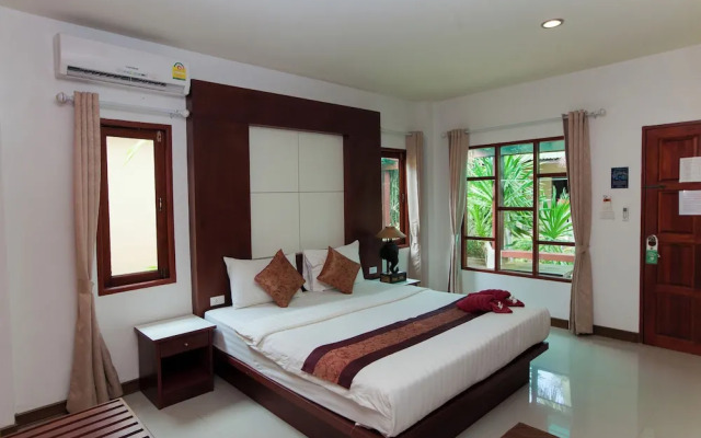 Lanta Riviera Beach Resort