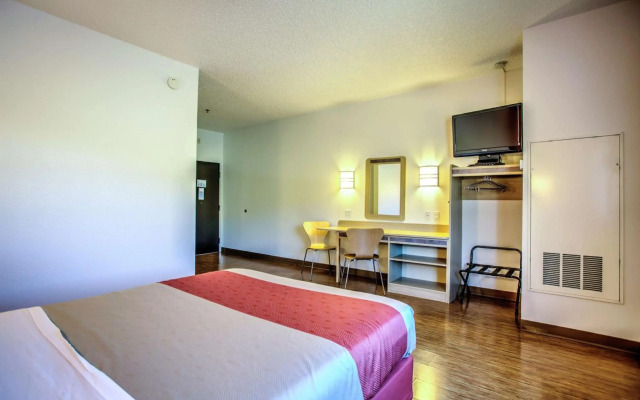 Motel 6 Missoula, MT