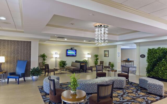 DoubleTree by Hilton Mahwah