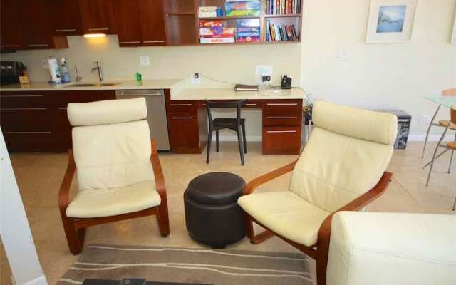 201-bydesign On The Beach I