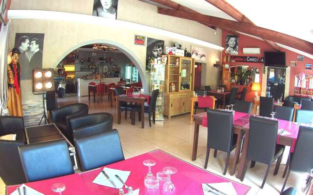 Atoll Hotel