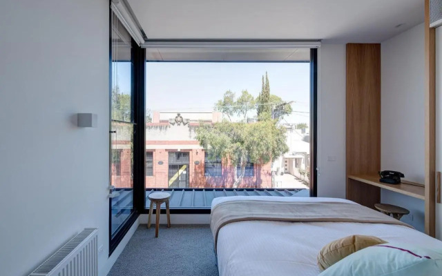 BOUTIQUE STAYS - Woodfin House