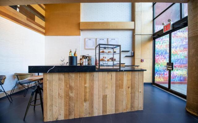 Orchard Street Hotel