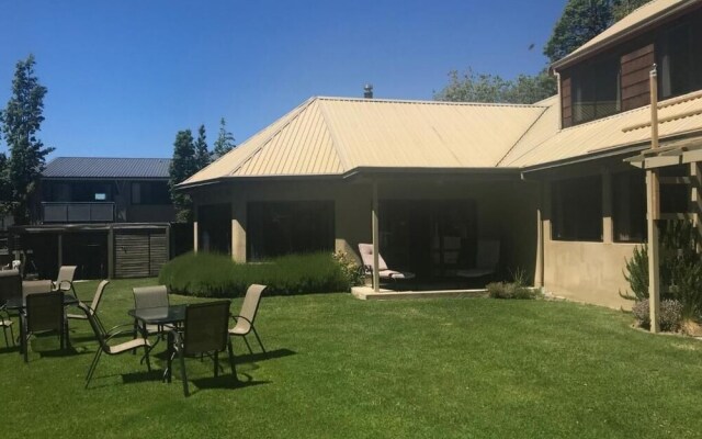 Altamont Lodge
