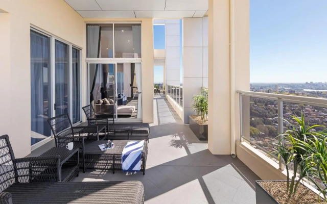 Meriton Suites Bondi Junction
