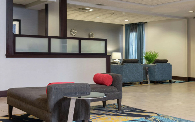 Hampton Inn Kent/Akron Area
