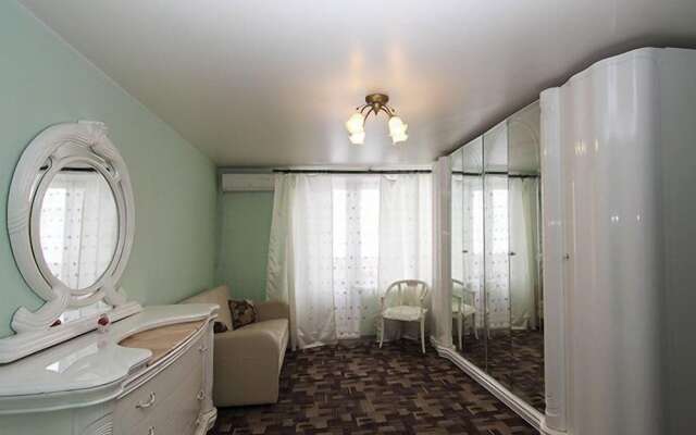 Улучшенные апартаменты «ApartLux Римская»