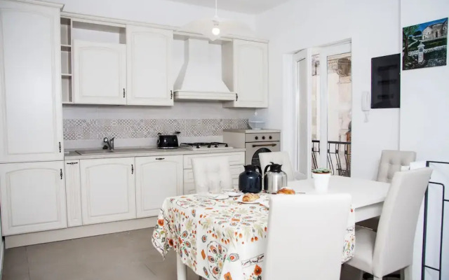 BFAME - Cornice Barocca