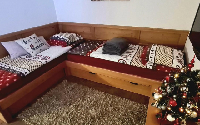 Vall’s apartment- by ski slopes