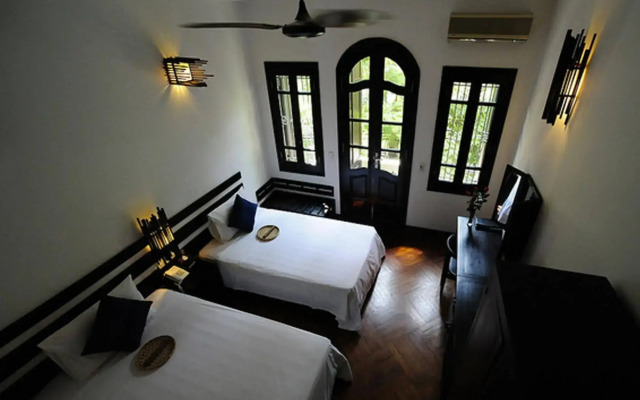 Cinnamon Hotel