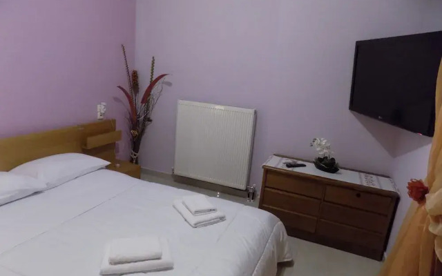 Natalys 2 Bd Gorgeous Apt in Volos