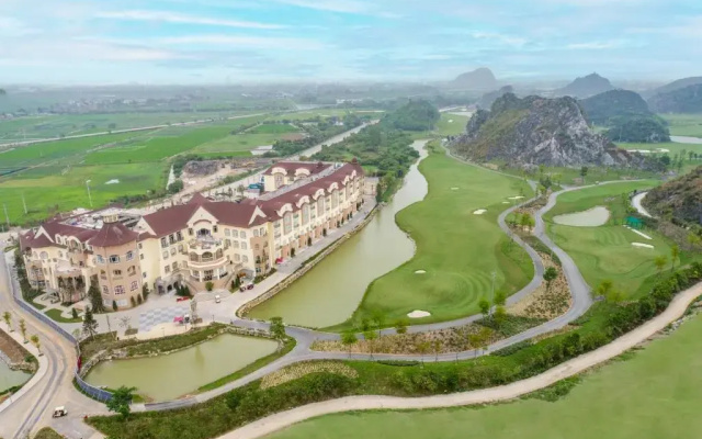Legend Valley Hotel Ha Nam