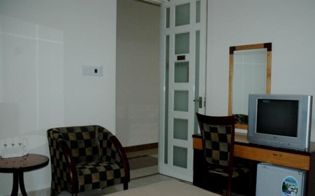 Ho Phong Hotel
