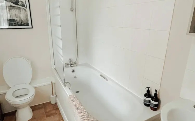 Bright 2-bed Flat in Huntingdon Town Centre