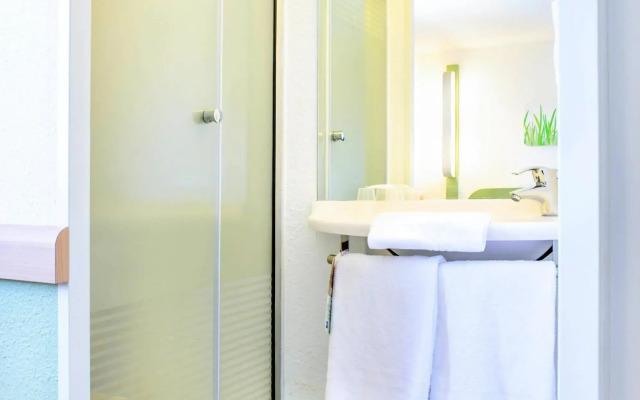 ibis budget Valenciennes Petite Forêt