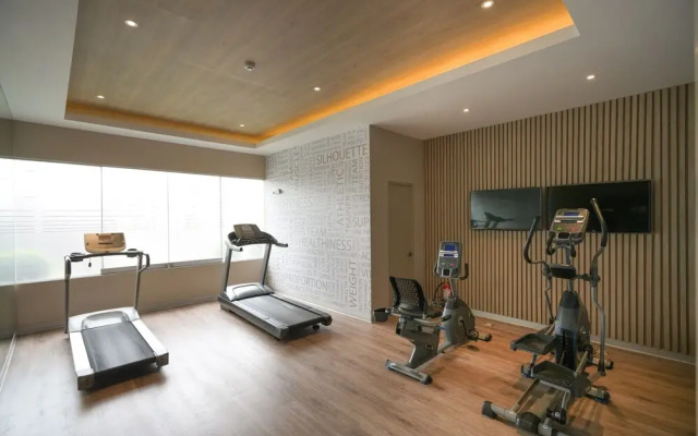 GLOBALSTAY. Martino 2BR Apartments. Sea View, Pool, Gym, BBQ
