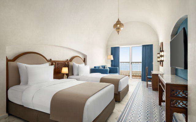 Mövenpick Resort Sharm El Sheik Naama Bay - Image 6