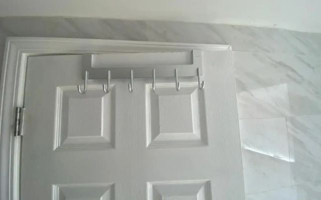 EMALUX Condo Near Downtown,Bus,Train,Hospitals,United-Center,Fulton Market