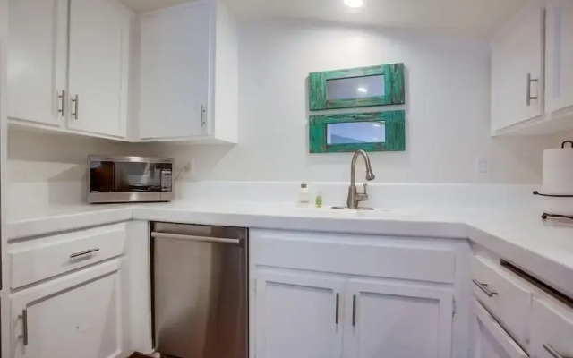 Beachfront Townhome in Solana Beach features Private Den SS166 by RedAwning