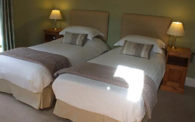 Ty Derw Country House