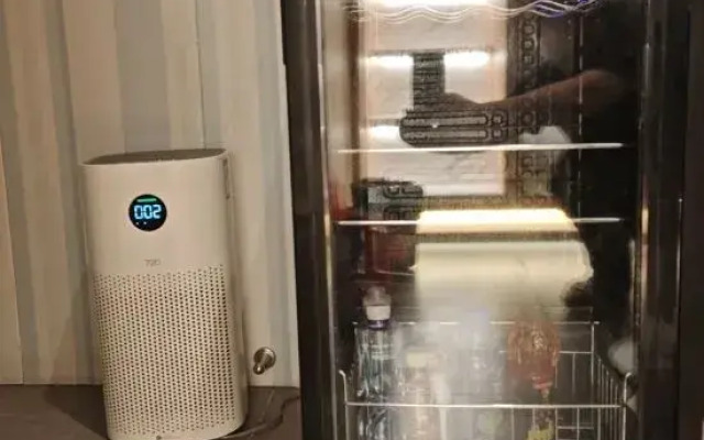 Tiger Shark E-sports Hotel