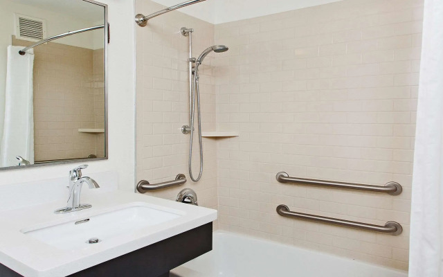 MainStay Suites Kansas City Overland Park