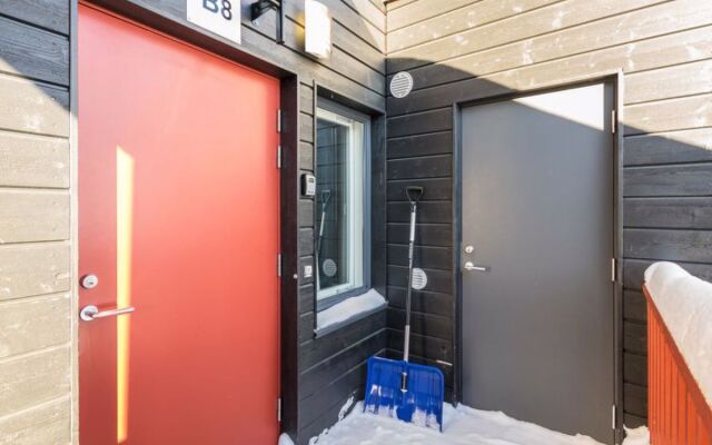 Skivillas 61 ukkohalla (b8)