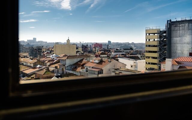 Nomad's Porto City & View