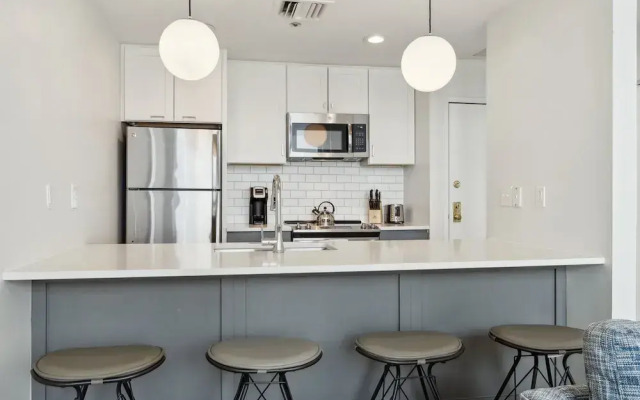 Placemakr Downtown Pittsburgh