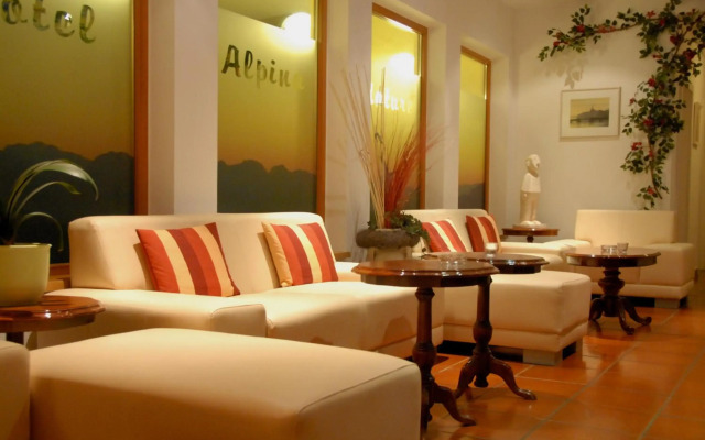 Hotel Alpina Resort